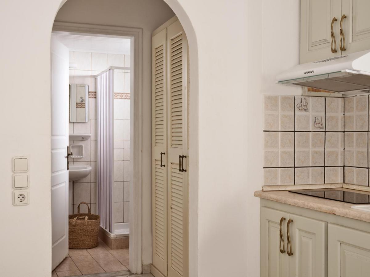 Villaggio Studios & Apartments Vasilikos  Ngoại thất bức ảnh